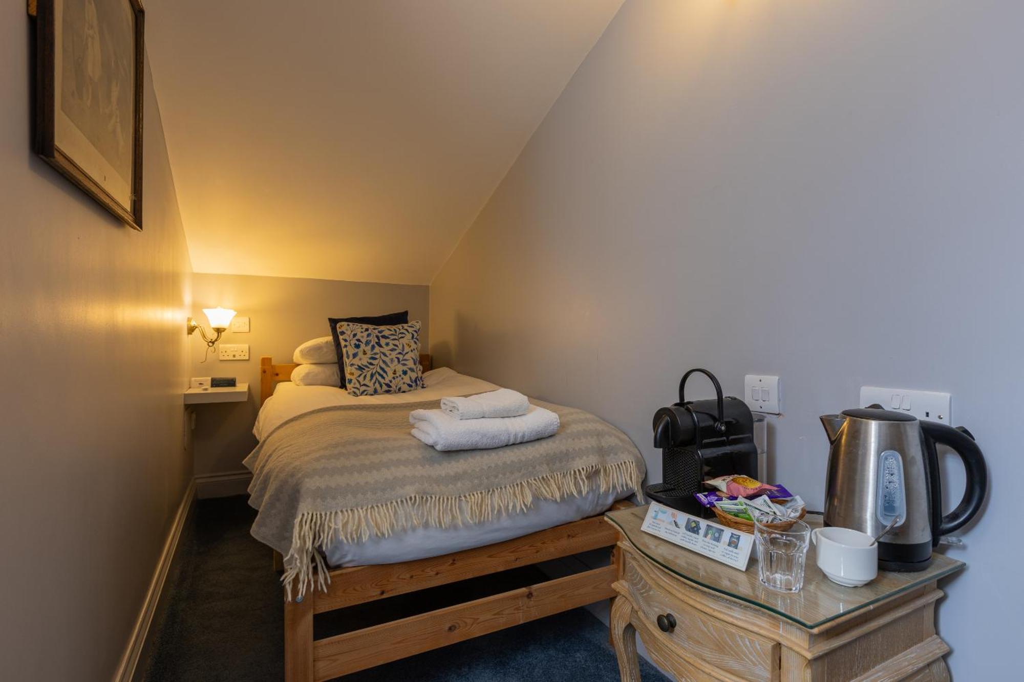 Blue Boar Hotel Maldon Zimmer foto